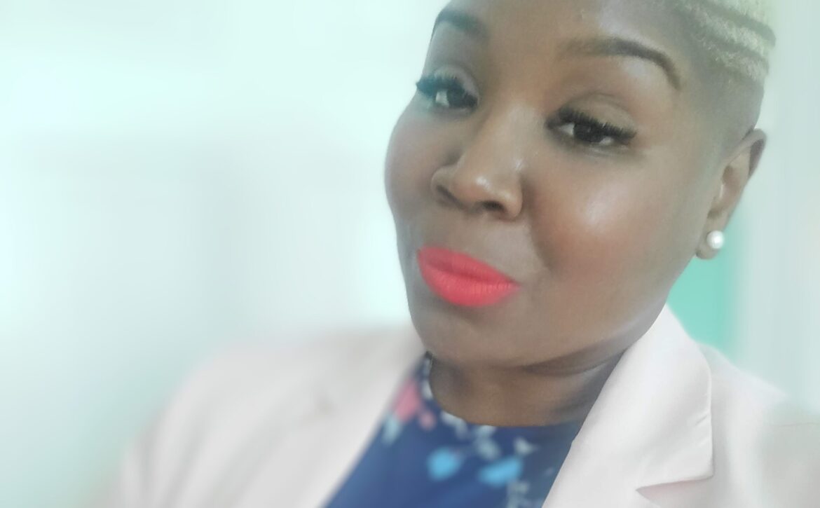 Professional Headshot – Jocelyn Burnett